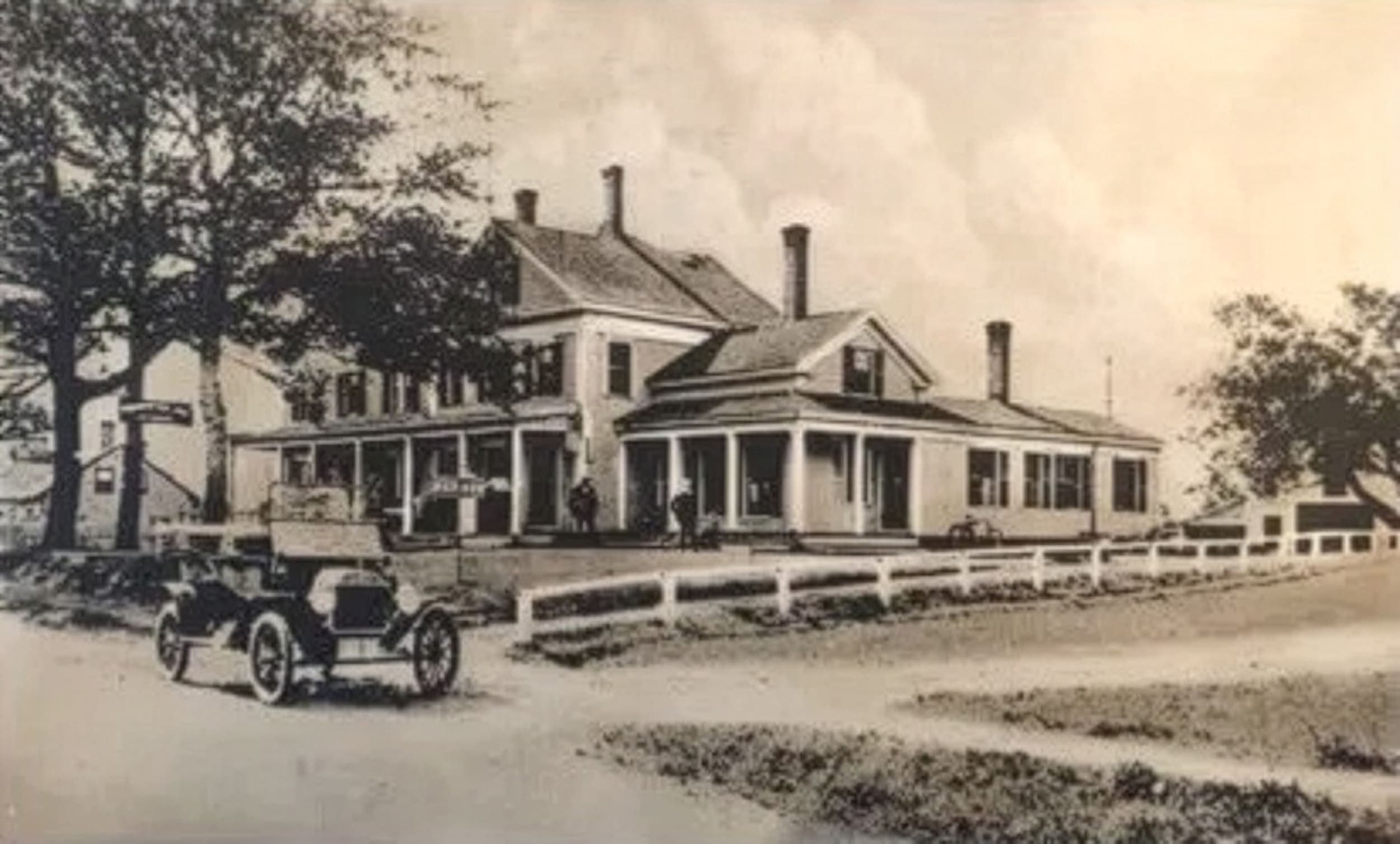 A black and white photograph of the early years of the Chatham Inn